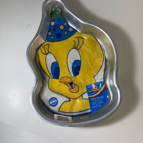 Vintage Wilton Tweety Cake Pan Looney Tunes - Picture 1 of 4